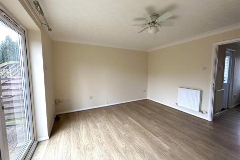 14 Maiden Court, Lincoln photo 4