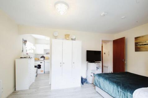 Knowles Close, Yiewsley, West Drayton, UB7 photo 3