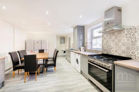 8-bed semi-detached on BILLS INCLUDED £140pppw Gregory Avenue, Lenton, Lenton, Nottingham, £4,853/mo