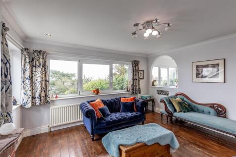 Denny View, Portishead Living Room 2.jpg