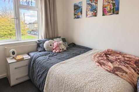 Lansdeer Avenue, BS7 photo 4