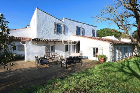Property Image 1