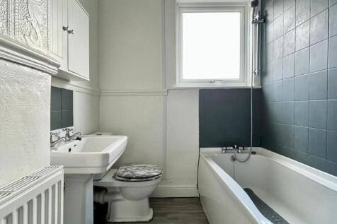 Schodield - Bathroom .JPG