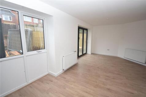 Alvanley Place, Prenton, Wirral photo 4
