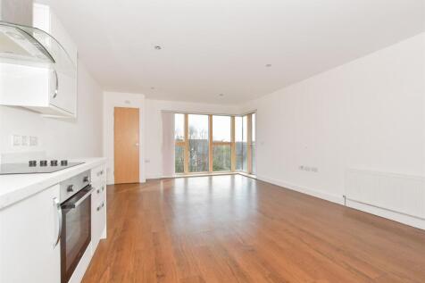 Lounge/Kitchen