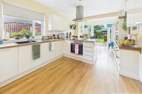 CAM02318G0-PR0519...