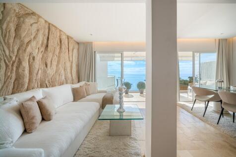 Living (2)