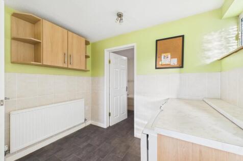 CAM01721G0-PR0105-STILL007