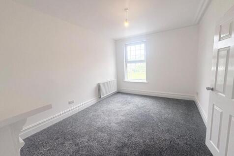 4A Park Place, Worksop photo 4