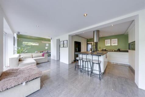 Open Plan Living / Kitchen / Dining
