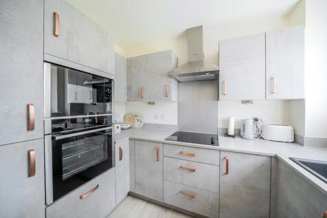 Wetherby Road, Harrogate, North Yorkshire, HG2 photo 3