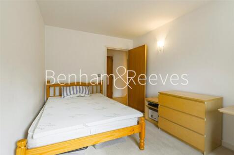 Hopton Road, London, SE18 photo 3