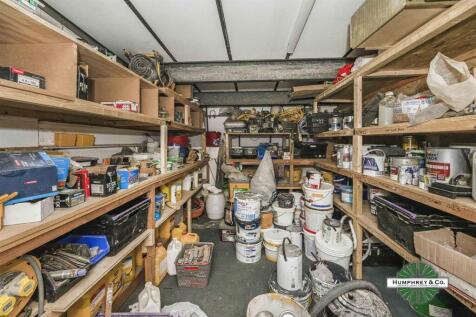 26  Walthamstow Business Centre  Clifford Road -00