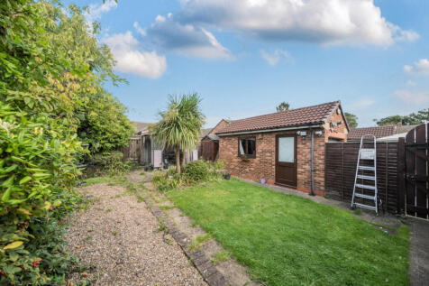 1354966-3-68cd549...