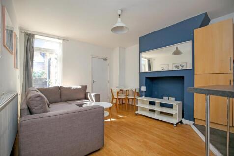 3-bed flat on (£130pppw) 91 Bolingbroke Street, Heaton, Newcastle Upon Tyne, NE6, £1,690/mo