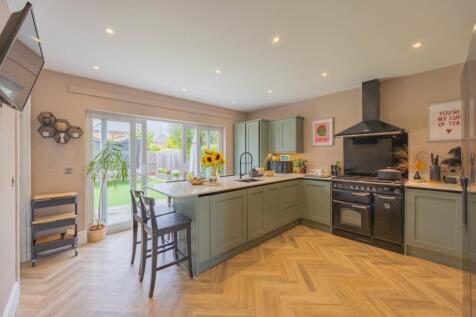 Ewemove Taunton Pippin Road (17)