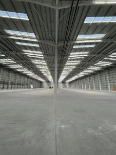 Distribution Warehouse to rent Image 3