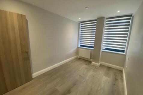 Flat 17 Francis House, 760-762 Barking Road, London photo 4