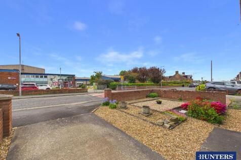Front Garden/Driveway