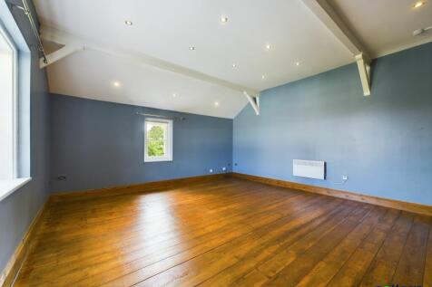 Apartment 5 - Living Room