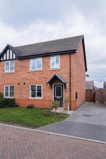 2 St James Court-032.jpg