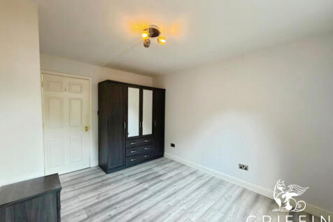 Wingrove Drive, Purfleet-On-Thames, RM19 photo 5