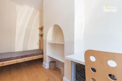Wallace rd 33 bed3.jpg