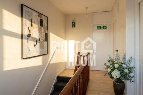 flat-4-room-3-elgin-house-e14-6eg-1064358