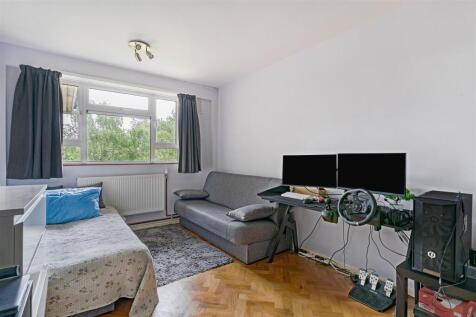 Broughton Road, London photo 4