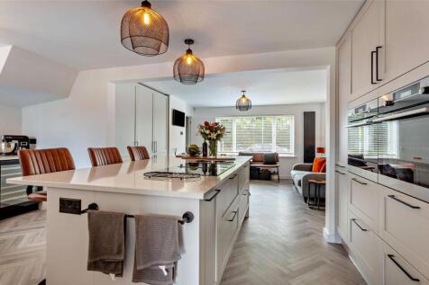 Kitchen/Family Room