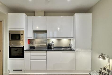 Brookmoor House, West Way, Cirencester, Gloucestershire photo 3