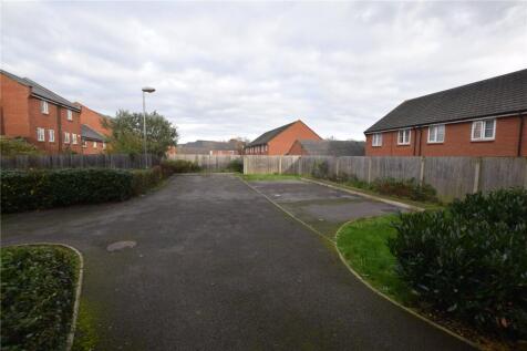 Lasborough Drive, Tuffley, Gloucester, Gloucestershire, GL4 photo 4