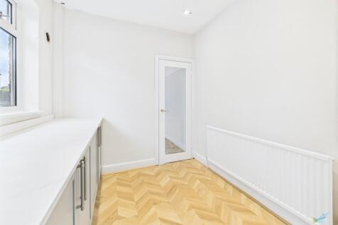 CAM03111G0-PR0358...