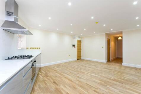 Kitchen/Living Area