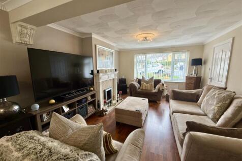 Westwood Avenue, Heighington Village photo 3
