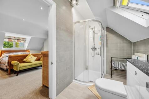 En-Suite and Bedroom One.jpg