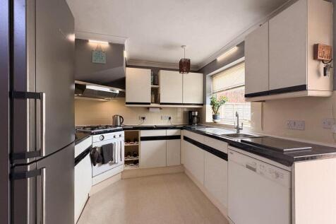 Kitchen.jpg