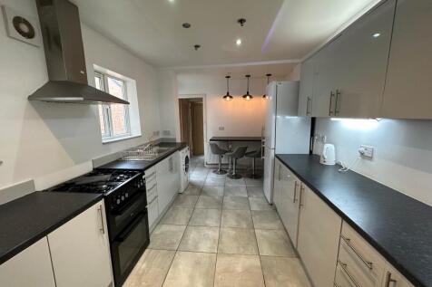 13 Camberwell Terrace, CV31 1LP photo 5