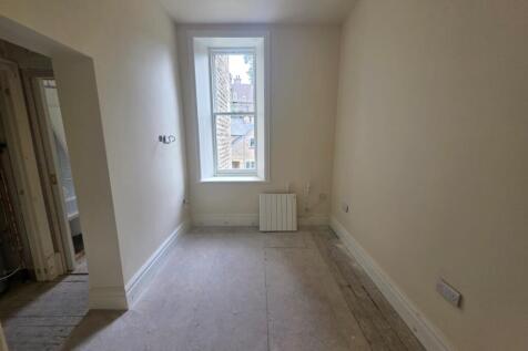 2a EH bedroom