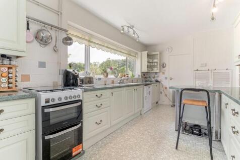 Breakfast Kitchen - B.jpg