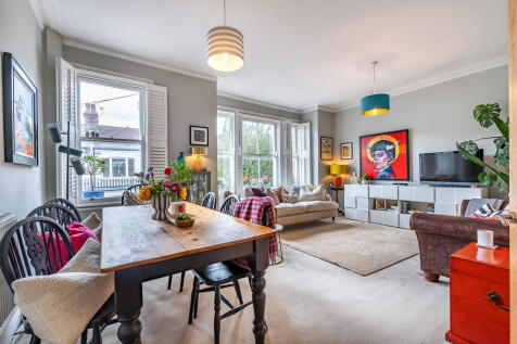 London, SW15 - property photo