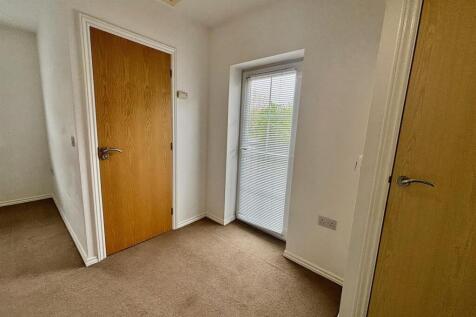 Merton Close, Church Gresley photo 5