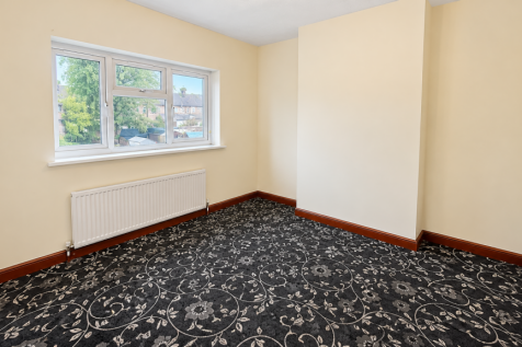 72, Icknield Drive, Gants Hill, Ilford, Redbridge photo 5