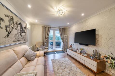 Davidson Frost-Wellings, DFW, Herne Court, Living 