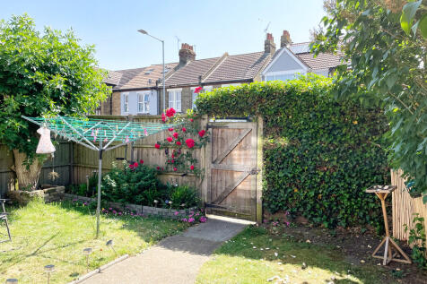 69 High Street ga...