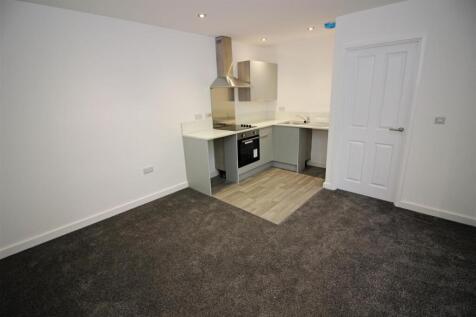 Apt 1 72 Brookhill Street - Lng.JPG