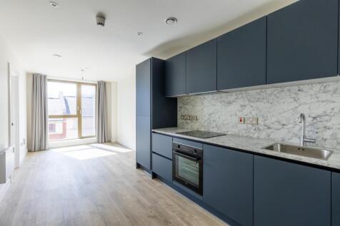 UNFURNISHED-9.jpg