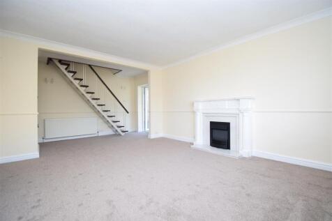 Hawthorne Close, Kirkhamgate, Wakefield, WF2 0RT photo 3