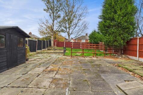 CAM03729G0-PR0172-STILL021