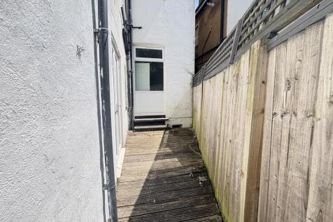 Ground Floor Flat 40 Moreland Road South Croydon Surrey CR2 7DL photo 5